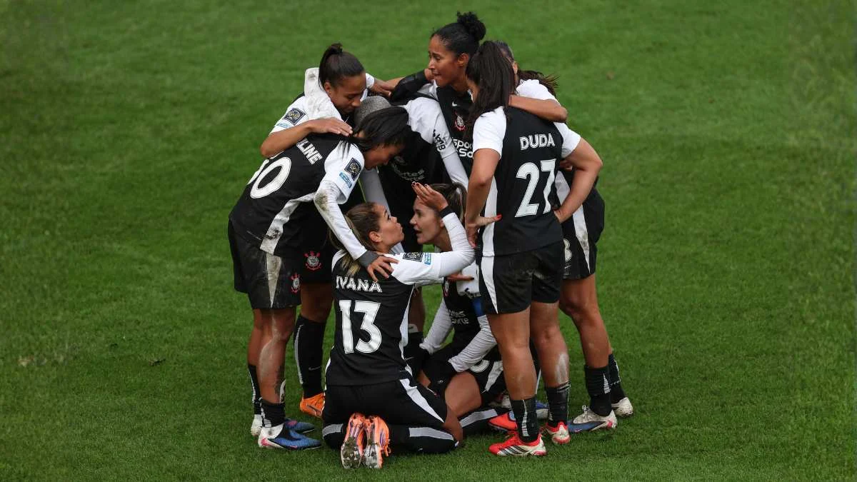 Mundial de Clubes Feminino: Corinthians x Arsenal, onde assistir à final inédita e torcida dividida no domingo
