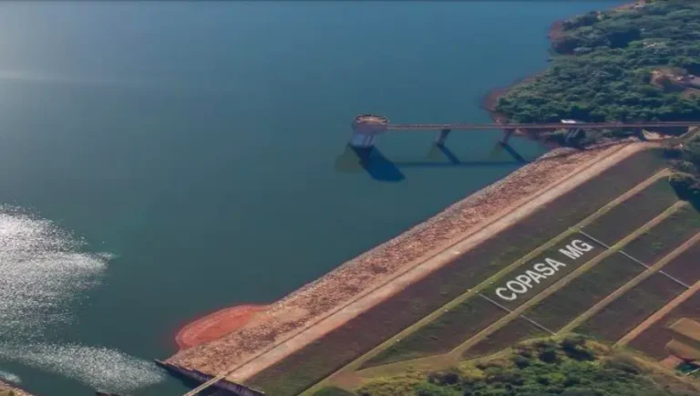 Copasa (CSMG3): JPMorgan eleva recomendação e ações disparam 4% com projeção de privatização e ganhos expressivos