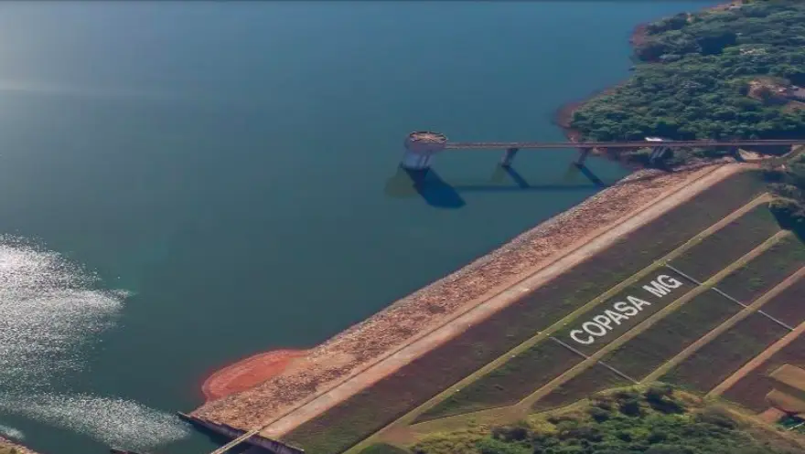 Copasa (CSMG3): JPMorgan eleva recomendação e ações disparam 4% com projeção de privatização e ganhos expressivos