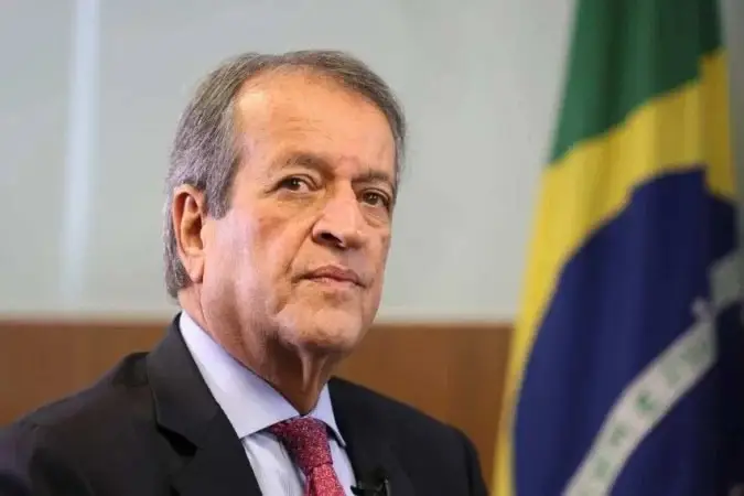 Valdemar Costa Neto aponta Zema como “vice ideal” para Flávio Bolsonaro, mas governador nega articulação