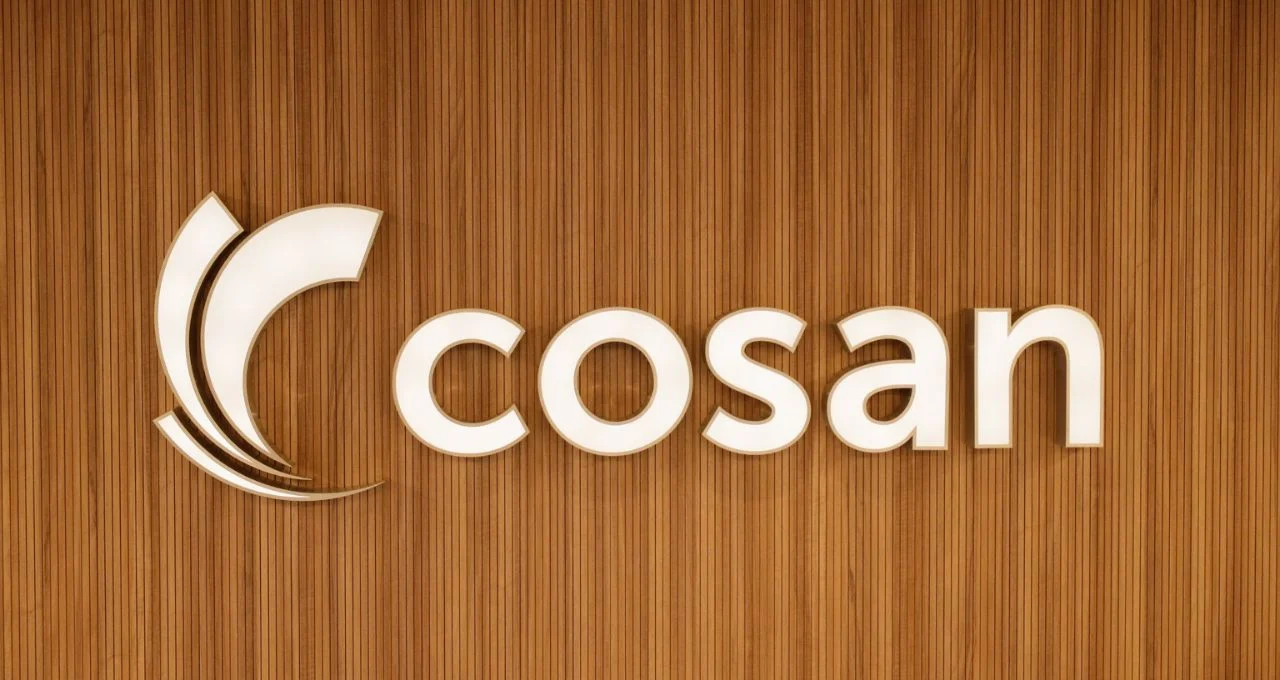 Fitch Rebaixa Cosan (CSAN3): Rating em Observação Negativa e Ações em Queda Livre; Entenda o Impacto