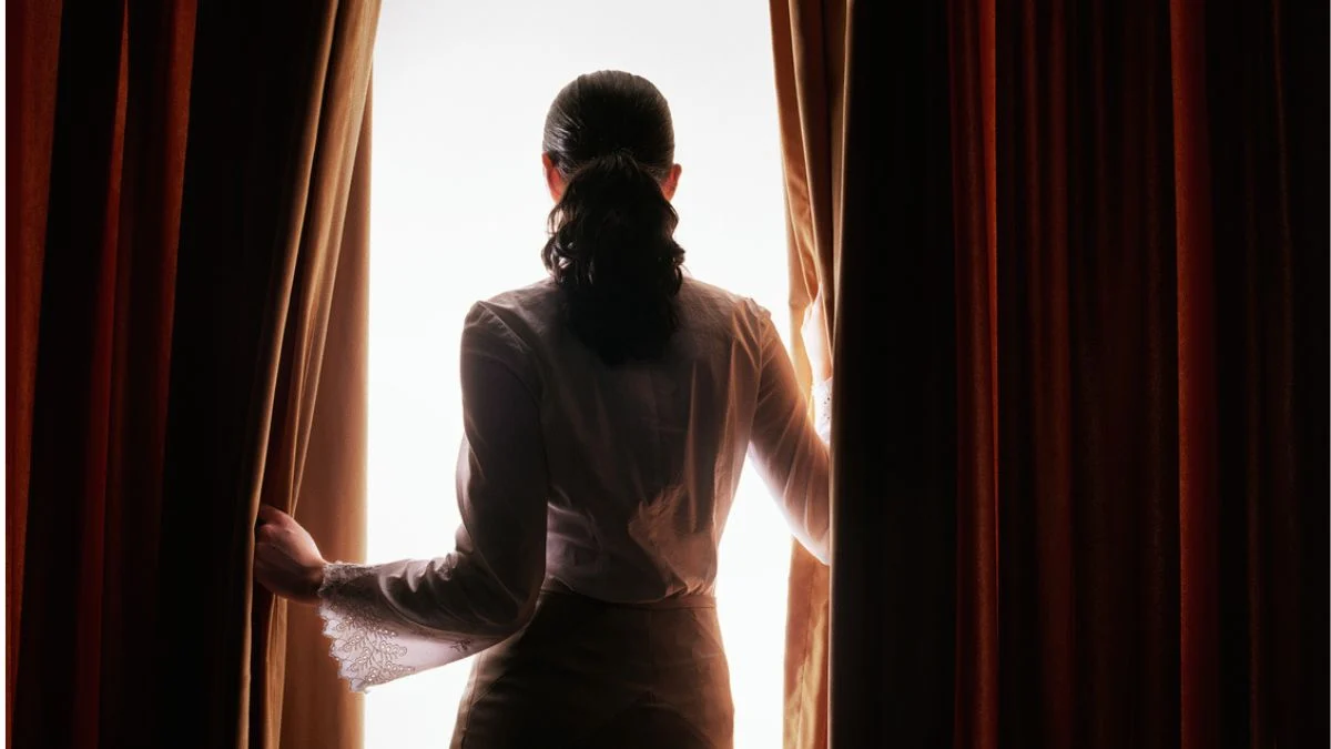 Jami Gertz: A Atriz Que Virou Bilionária Sem Herança Nem Jogos de Azar, Conheça Sua Fortuna Inesperada