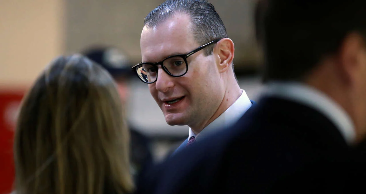 Zanin assume relatoria da CPI do Master no STF após Toffoli alegar “foro íntimo” e se declarar suspeito