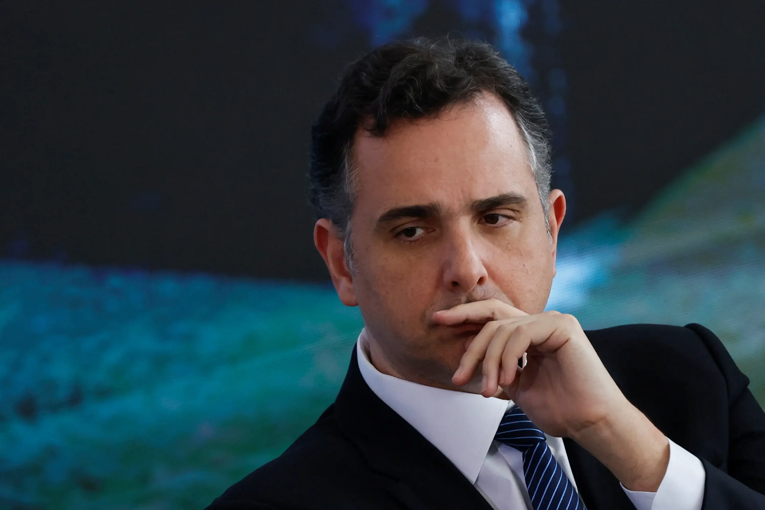 Pacheco Filia Aliados no PSB e Reforça Plano B para Governo de Minas em 2026, Diante Impasse com União Brasil