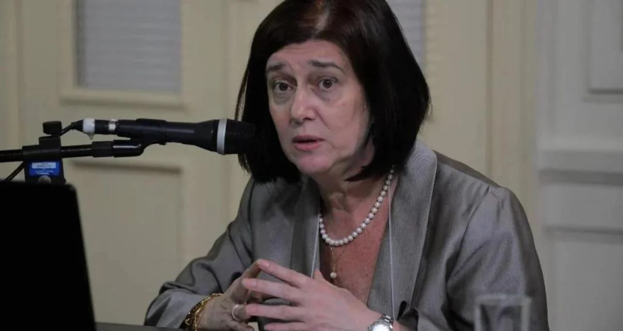 Petrobras (PETR4) Revela Plano Gigante para Bacia de Campos: US$ 24,2 Bilhões, Novas Plataformas e Recorde de Produção Até 2030