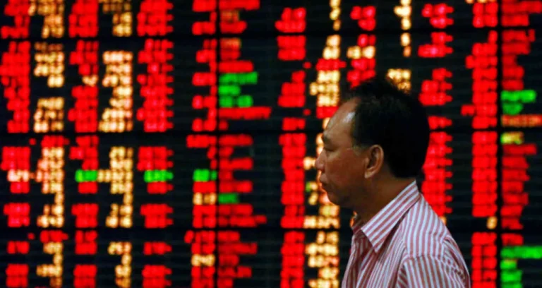 Guerra no Oriente Médio Ameaça Juros Globais: Bolsas Asiáticas Fecham em Forte Queda Seguindo Wall Street