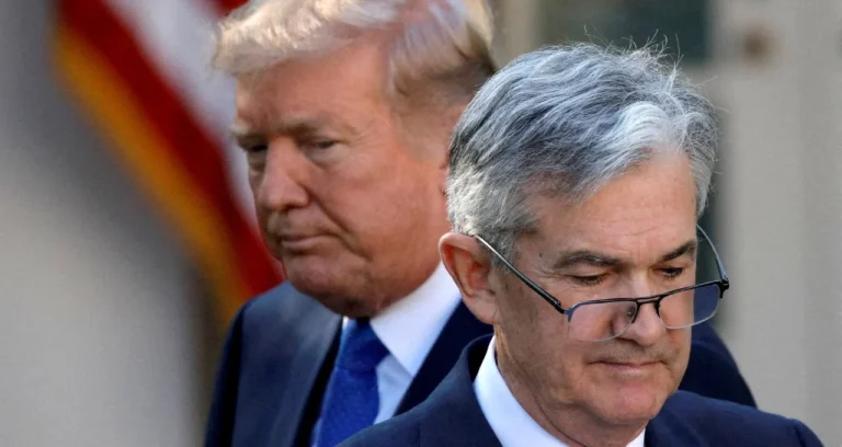 Trump Ataca Presidente do Fed, Jerome Powell: “Teimoso e Incompetente”, Pede Corte Urgente nos Juros