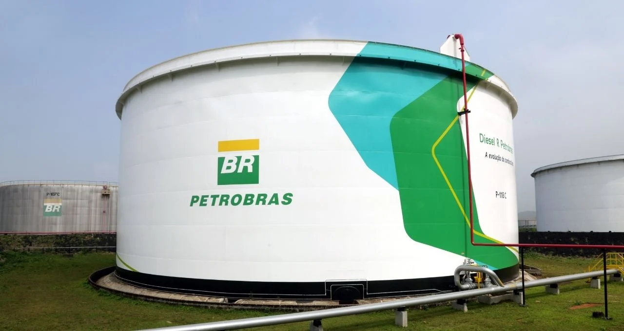 Petrobras (PETR4) de olho na Refinaria de Mataripe, Mercado Livre (MELI34) anuncia R$ 57 bi e Allos (ALOS3) distribui R$ 438 mi: Destaques Corporativos!