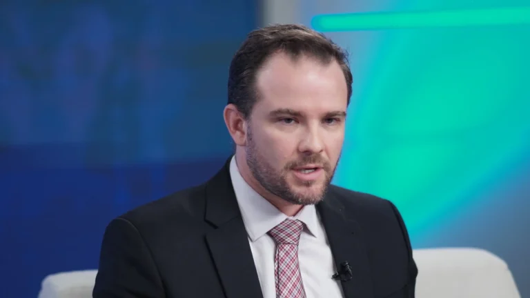 Pacote contra Endividamento Familiar: Ministro Durigan Revela Detalhes e Prazo Indefinido para Lançamento