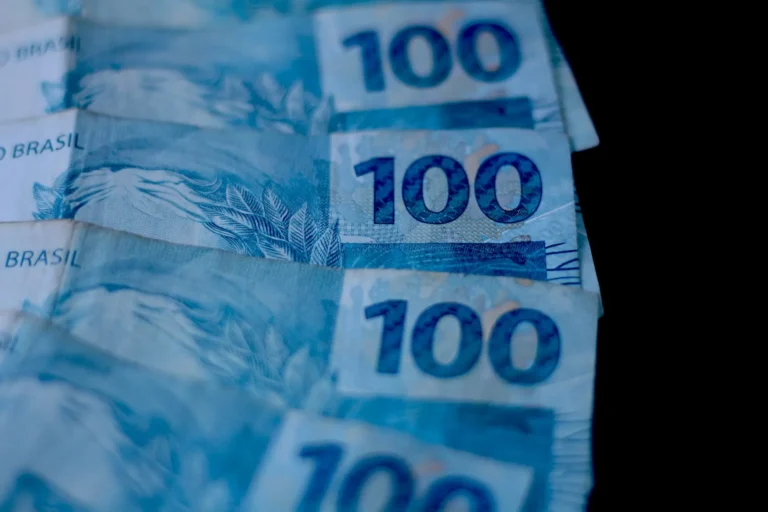 IPCA sobe mais que o esperado em março: Descubra investimentos de renda fixa para proteger seu dinheiro da inflação