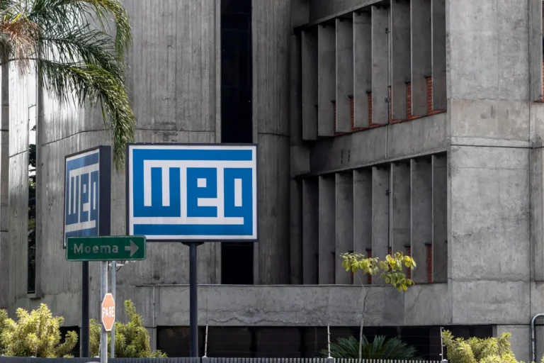 XP Investimentos Alerta: WEG (WEGE3) Enfrenta “Ventos Contrários” e Projeções Reduzidas, Ações Caem