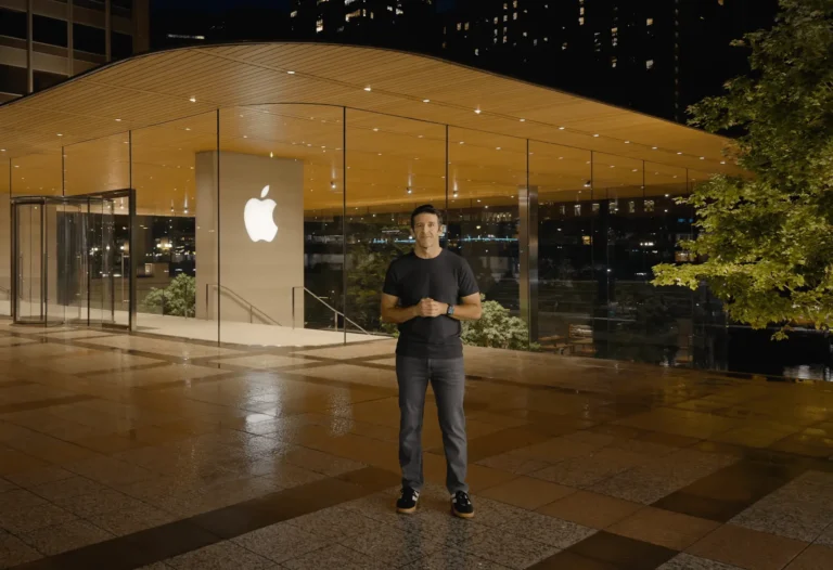 Do Tanque da Piscina ao Comando da Apple: Conheça John Ternus, o Ex-Nadador que Assumirá a Gigante da Tecnologia