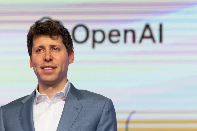 Sam Altman, CEO da OpenAI, pede desculpas por não alertar polícia sobre usuário do ChatGPT que cometeu massacre no Canadá