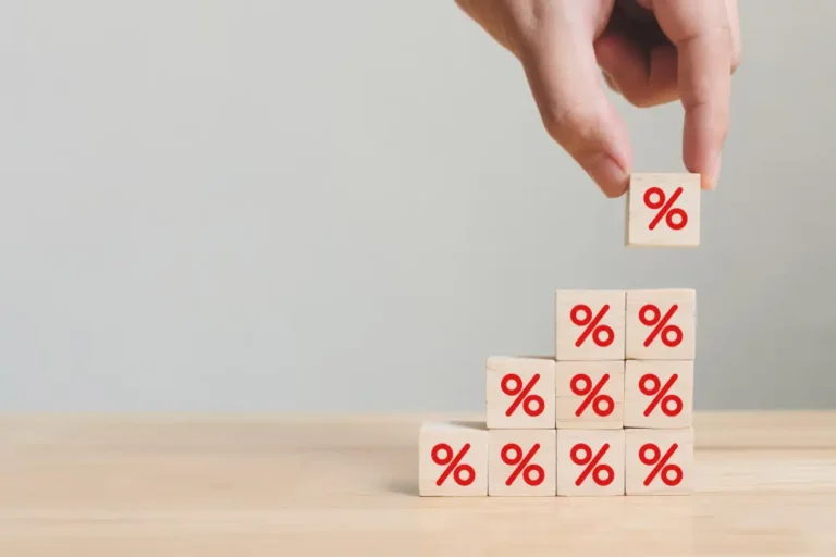 Custo do Crédito Dispara: Juros no Brasil Atingem Pico de Quase 10 Anos e Assustam Famílias e Empresas