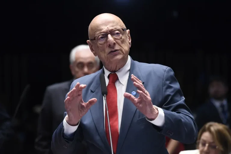 Senador Espiridião Amin critica indicações “jovens” para o STF e diz que modelo “não é republicano”