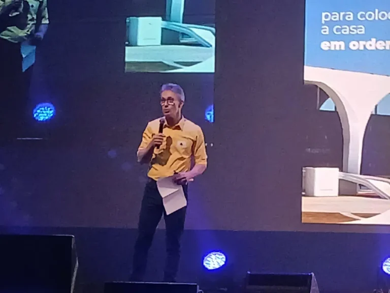 Zema promete “privatizar tudo” se eleito presidente e detalha plano para reduzir juros no Brasil