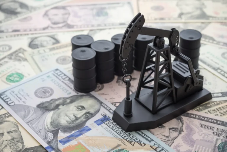 Petróleo a US$ 110 e Dólar Forte: O “Colchão” que Amortece a Inflação Pode Ter Limites, Dizem Especialistas