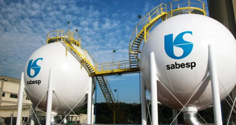 Lucro da Sabesp (SBSP3) dispara 32% no 1º trimestre: Entenda os fatores que impulsionaram o resultado da gigante do saneamento