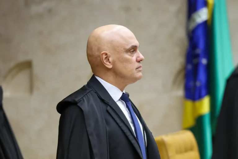 STF Suspende Lei da Dosimetria: Oposição Ameaça Reação no Congresso e Governo Celebra Decisão de Moraes