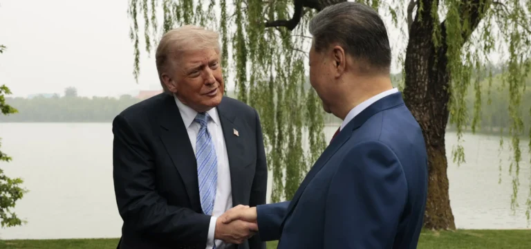 Xi Jinping celebra “histórica” cúpula com Trump e afirma que “muitos resultados” foram alcançados em nova era de relações EUA-China
