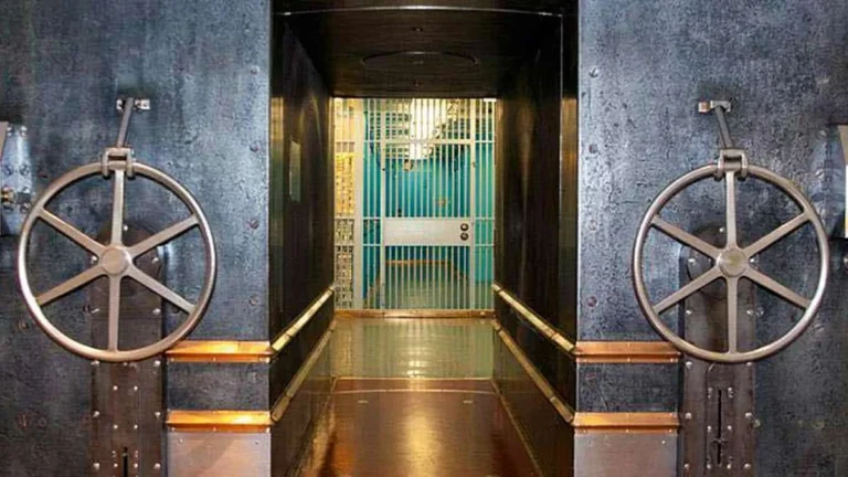 Ouro Bilionário em Nova York: 6,3 mil toneladas de valor guardadas no “bunker” do Federal Reserve