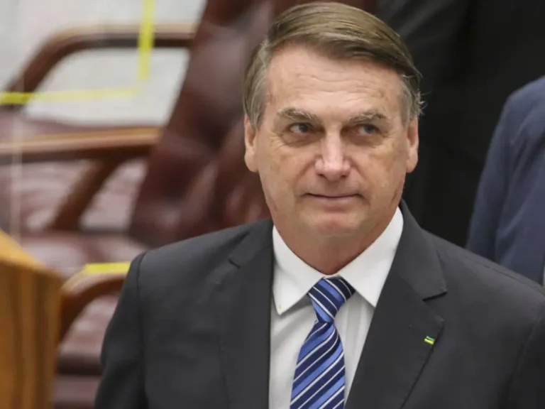 Deputado do PT é condenado a pagar R$ 20 mil a Bolsonaro por foto com IA: entenda o caso