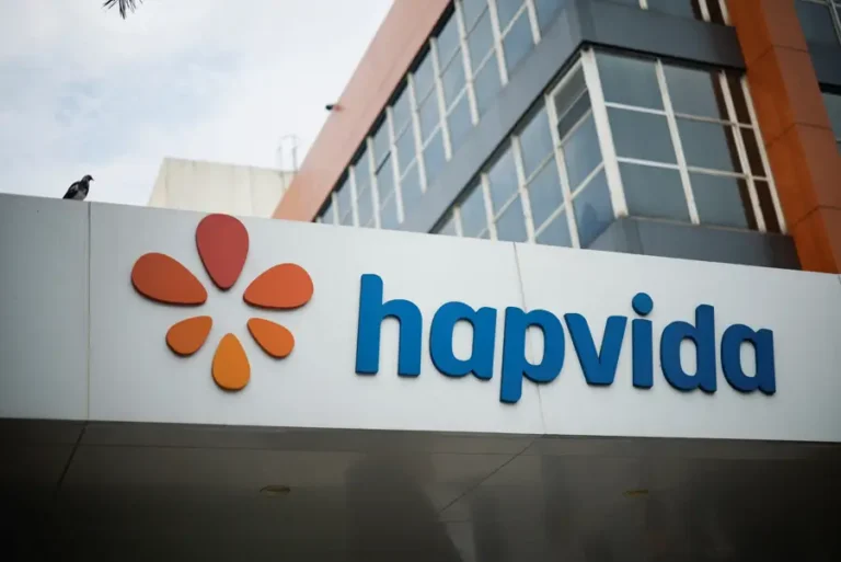 Hapvida em Queda: Reajuste da ANS de 5,11% Abala Mercado e Tira Esperança de Lucros Maiores