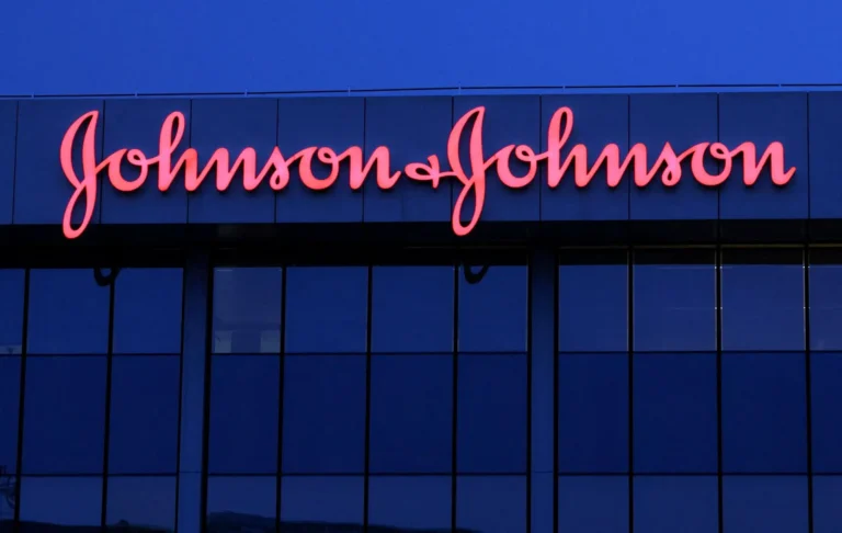 J&J: Medicamento Inovador para Câncer de Próstata Mostra Resultados Dramáticos em Estudo Avançado