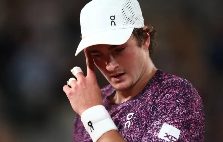 João Fonseca Choca Roland Garros: Brasileiro de 19 Anos Avança às Quartas e Enfrenta Novo Talento Tcheco