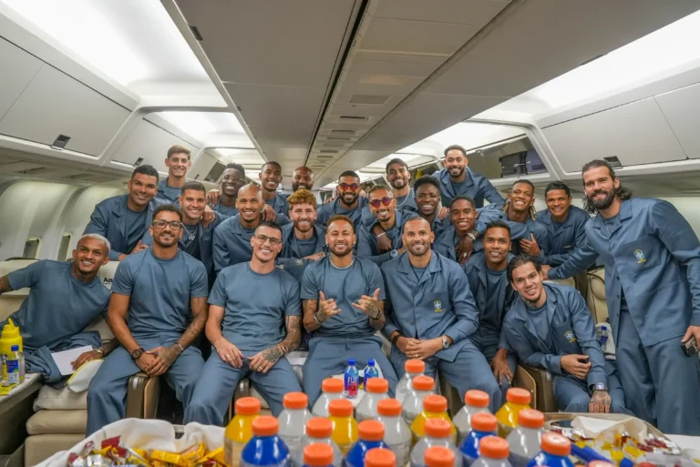 Seleção Brasileira de Futebol Embarca para Copa do Mundo 2026: Rumo aos EUA e Preparativos Intensos