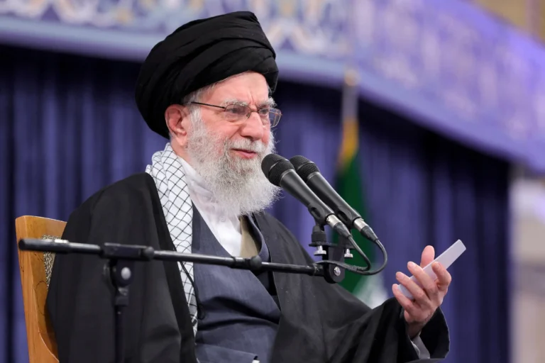 Luto no Irã: Funeral do Aiatolá Ali Khamenei Começa em 4 de Julho em Teerã, com Enterro Previsto para Mashhad em 9 de Julho
