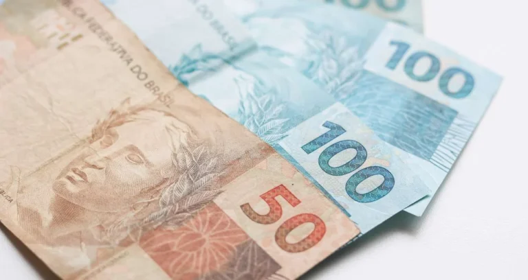 Selic a 14,25%: Descubra quanto R$ 10 mil rendem em CDB, LCA e Tesouro Direto com a taxa atual