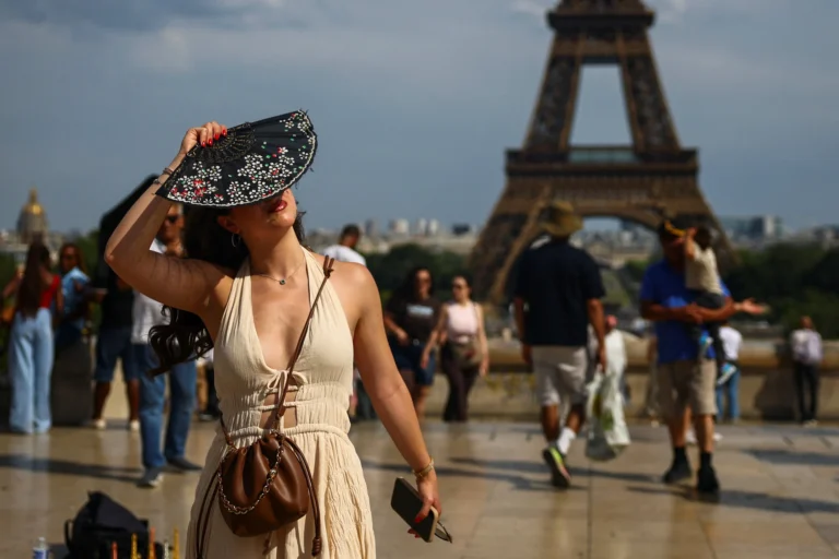 Onda de Calor na Europa: França Proíbe Álcool em Eventos Públicos, Alemanha em Alerta e Espanha Fecha Área de Fãs de Futebol