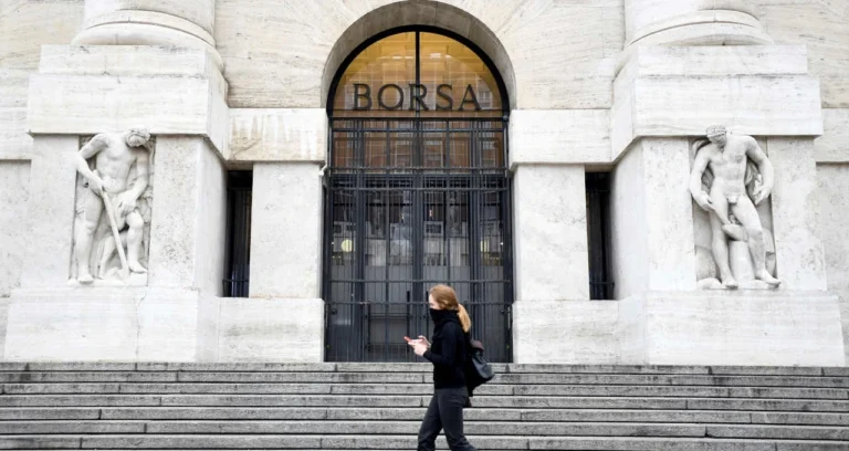 Bolsas Europeias em Queda: Tecnologia e Tensão em Ormuz Pressionam Mercados, IA em Foco