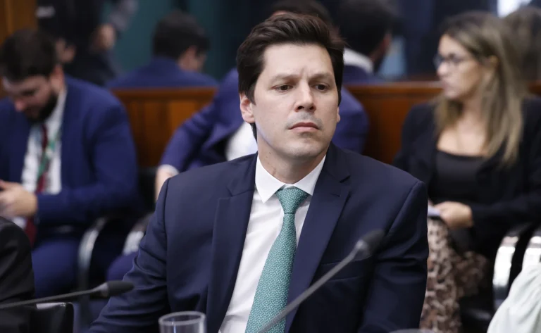 Pesquisa Real Time Big Data: Daniel Vilela lidera para governo, Gracinha Caiado para Senado e Ronaldo Caiado para presidente em Goiás
