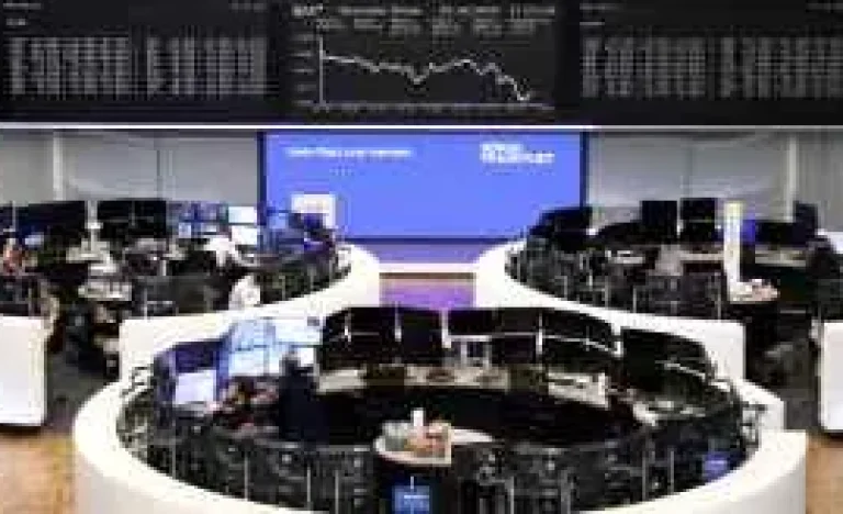 Mercados Europeus em Alerta: Tensão EUA-Europa e Guerra na Ucrânia Pesam nas Bolsas