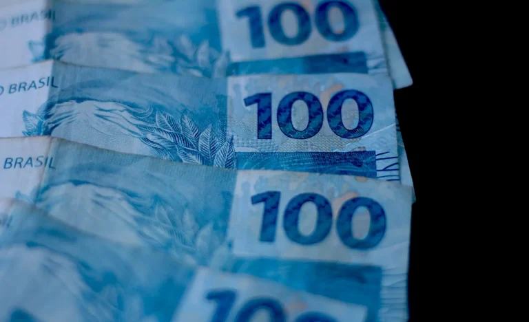 IPCA sobe mais que o esperado em março: Descubra investimentos de renda fixa para proteger seu dinheiro da inflação