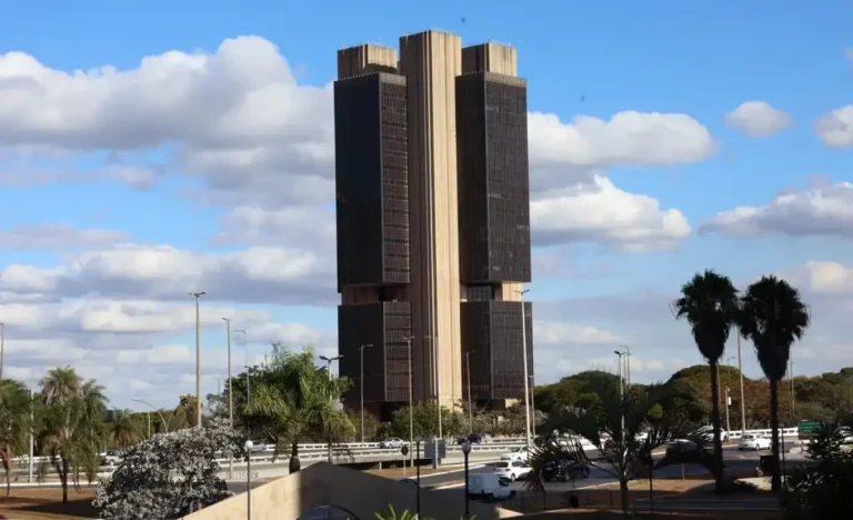 BC decreta falência da Cooperativa Creditag: Grave comprometimento econômico leva ao fim das atividades