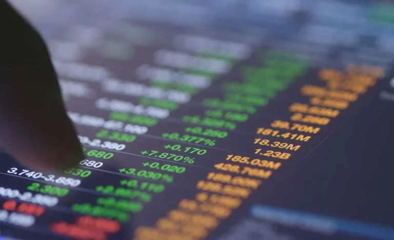 Ibovespa Rumo aos 200 mil pontos: PRIO3, VALE3 e Nubank (ROXO34) lideram carteira de 10 ações com potencial de lucro, segundo Empiricus