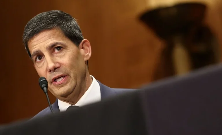 Indicado de Trump para o Fed promete independência e desafia pressões por cortes de juros; entenda o impasse