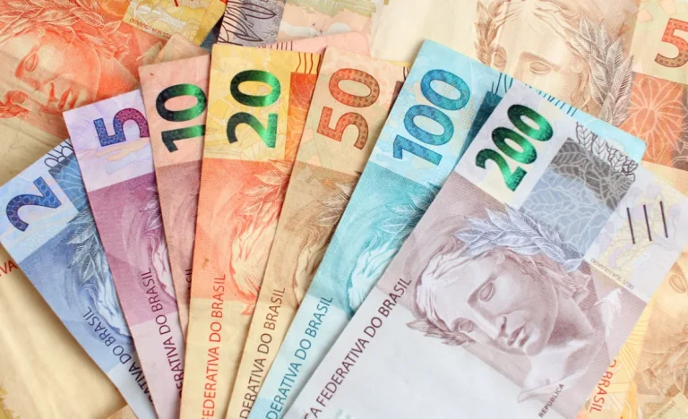 Santander Revela 3 Ações “Peso-Pesado” para Turbinar Seus Ganhos em Junho: Petrobras, Vale e Itaú na Mira