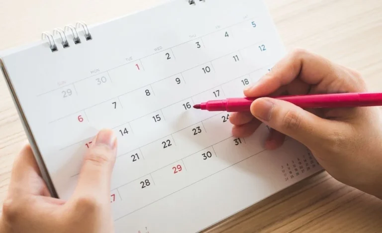 Calendário 4T25: Santander, Itaú e Bradesco abrem temporada de balanços; veja datas e projeções para 2026