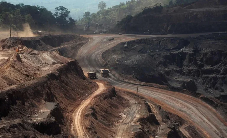 Vale (VALE3): Minério de Ferro em 2026 Trava Alta das Ações, Mas Geração de Caixa e Dividendos Animam Investidores