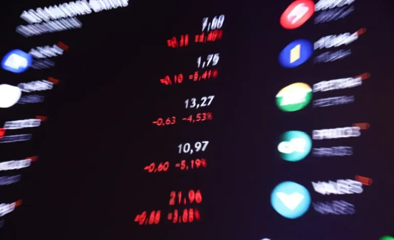 XP Aumenta Projeção do Ibovespa para 190 mil Pontos em 2026 e Vê Potencial de 235 mil no Cenário Otimista