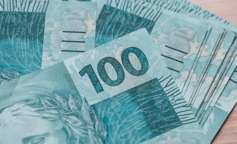 Tesouro Direto: Juros Prefixados Avançam em Fevereiro com Dólar Forte e Novas Emissões