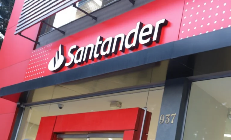 Lucro do Santander (SANB11) no 4T25 Atinge R$ 4 Bilhões, Superando Expectativas e Impulsionando Ações em Meio a Recuperação Seletiva