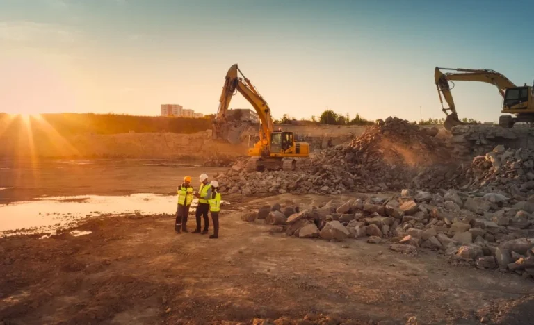 EUA Lideram Bloco Comercial de Minerais Críticos para Desbancar Domínio Chinês e Proteger Indústria Nacional