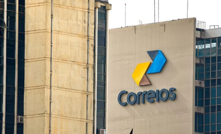 TCU fiscaliza Correios por dívida bilionária de R$ 7,6 bilhões com fundo de pensão Postalis e suspeitas de manobras contábeis