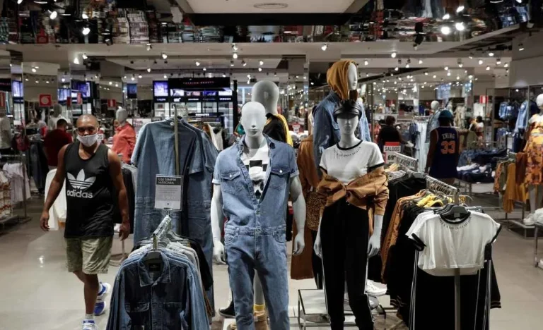 J.P. Morgan Aposta em C&A e Riachuelo: Potencial de Valorização de até 75% Supera a Renner