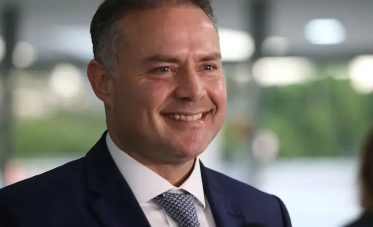 MDB Pressiona Lula: Ampliar Aliança ao Centro e Discutir Vice para 2026 é Estratégia para Vencer Extrema-Direita